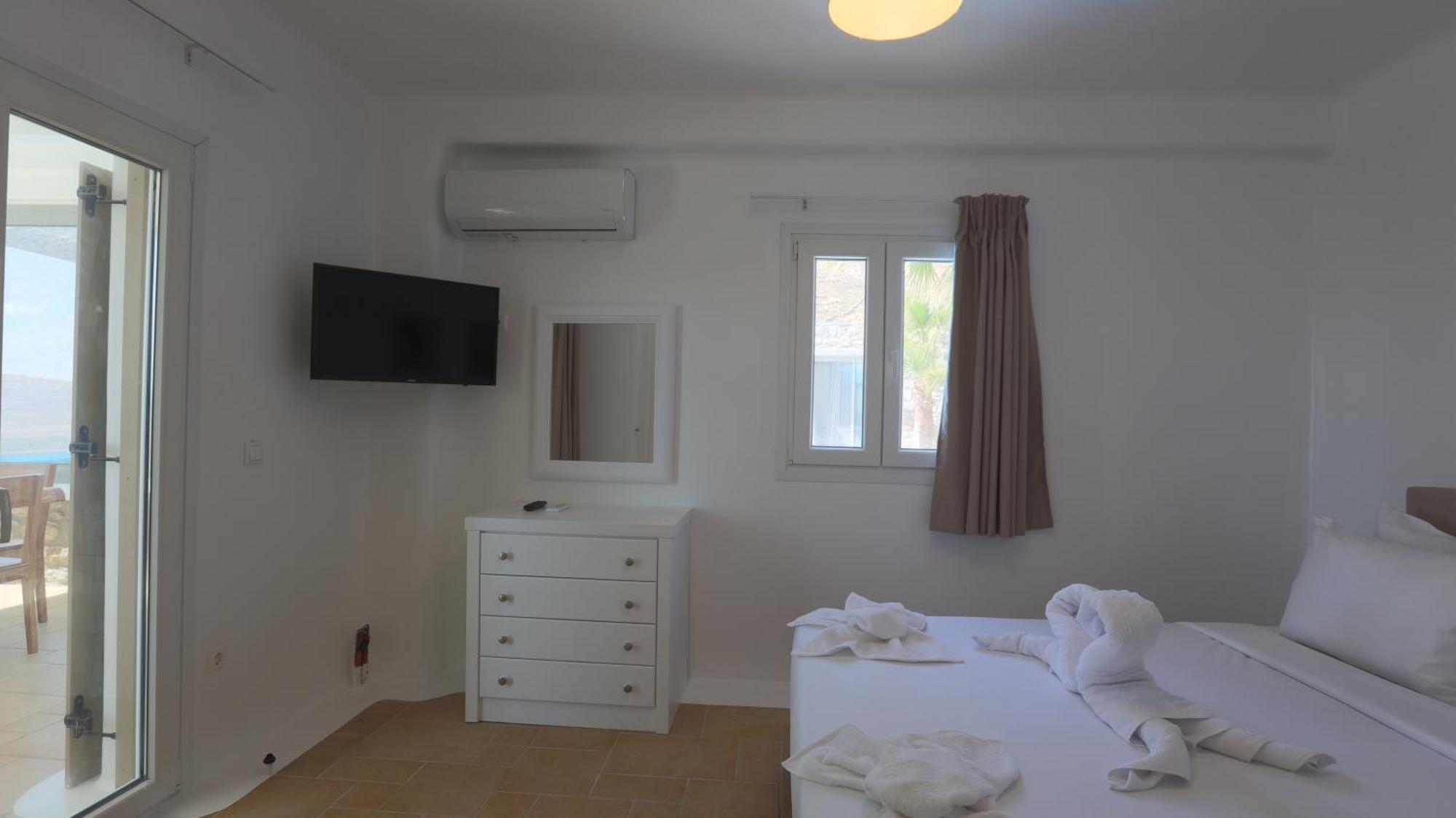 Profitis Ilias Spirit Villas By Live&Travel Panormos  Room photo